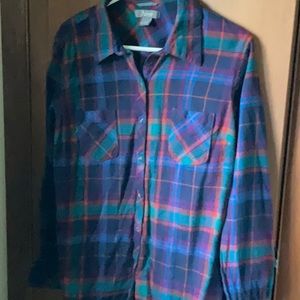 Women’s plaid shirt
